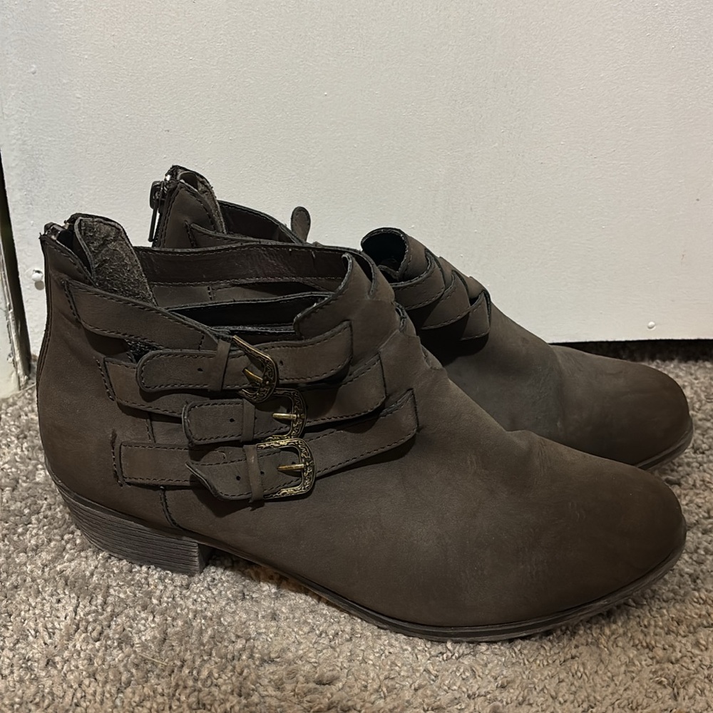 Women's Brown Ankle Boots